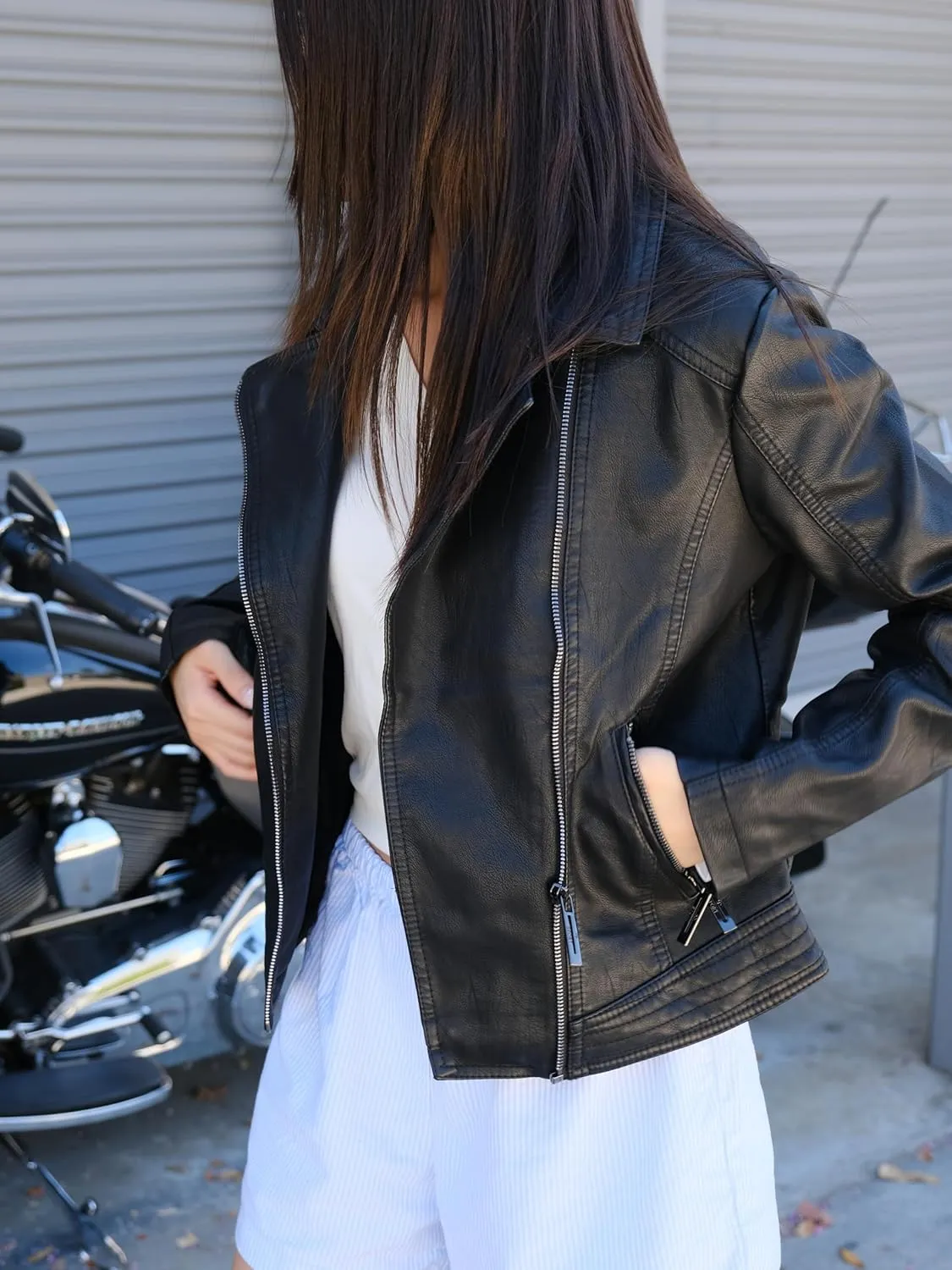 Awesome21 Women's Women's Classic Leather Moto Jacket with Furry Lining and Double Belt