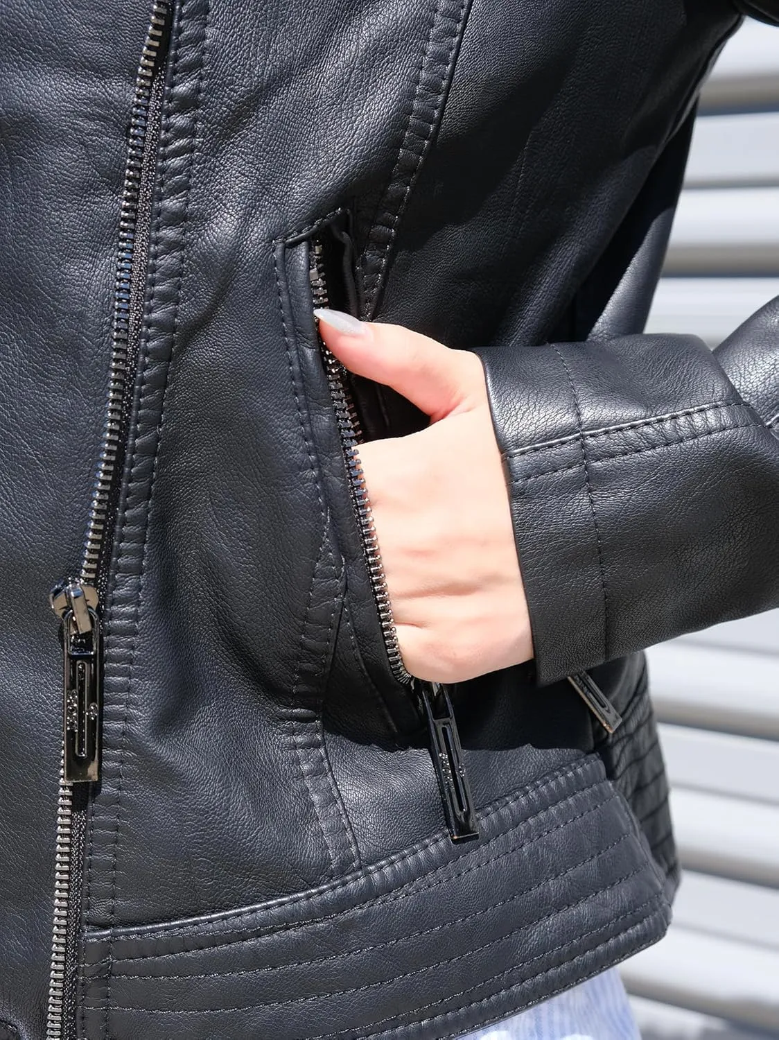 Awesome21 Women's Women's Classic Leather Moto Jacket with Furry Lining and Double Belt