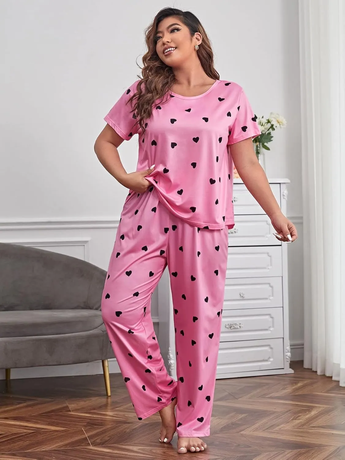 Floerns Women's Plus Size Pajamas Graphic Print Short Sleeve Tee with Pants Pj Set
