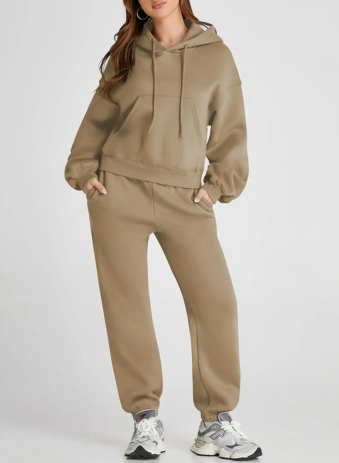 Herseas Womens 2 Piece Fleece Outfits Long Sleeve Crop Hoodie Sweatshirt with Jogger Pants Tracksuit Lounge Set