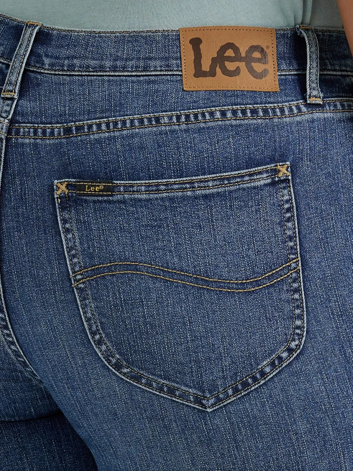 Lee Women's Plus Size Legendary 23" Capri Jean