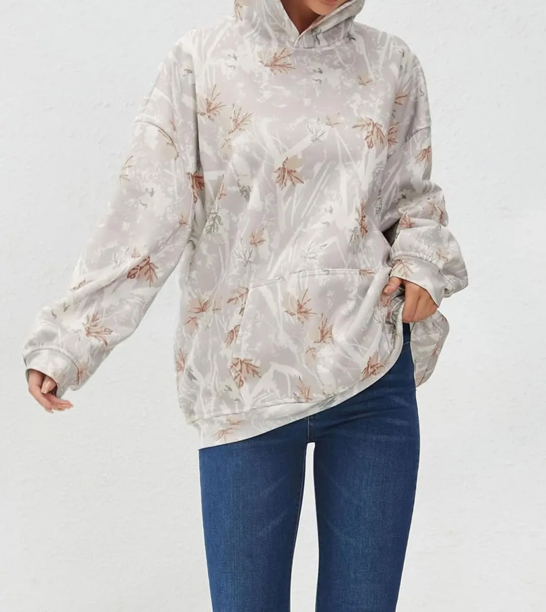 Lynkiss Womens Cotton Fleece Camo Hoodies Maple Leaf Print Oversized Hoodies Sweatshirt Pullover with Pocket