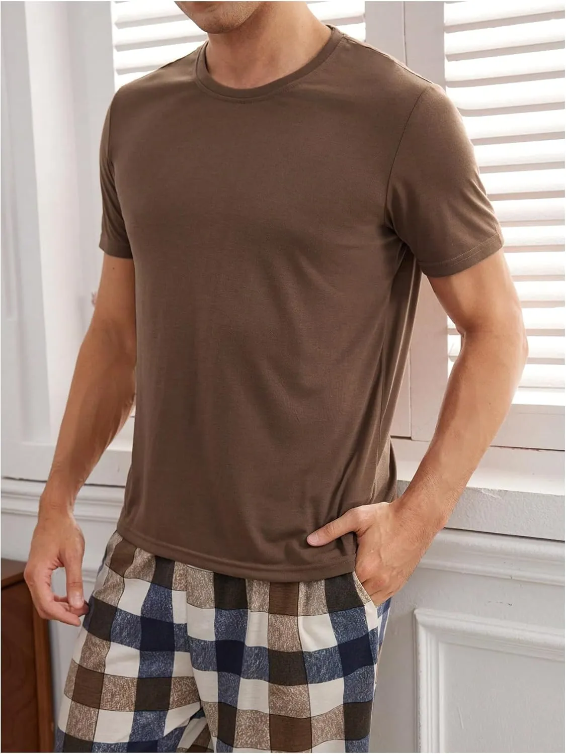 Men's 2 Piece Pajama Sets Solid Short Sleeve Shirt Top and Plaid Pants Pajamas Set Sleepwear Pj Sets