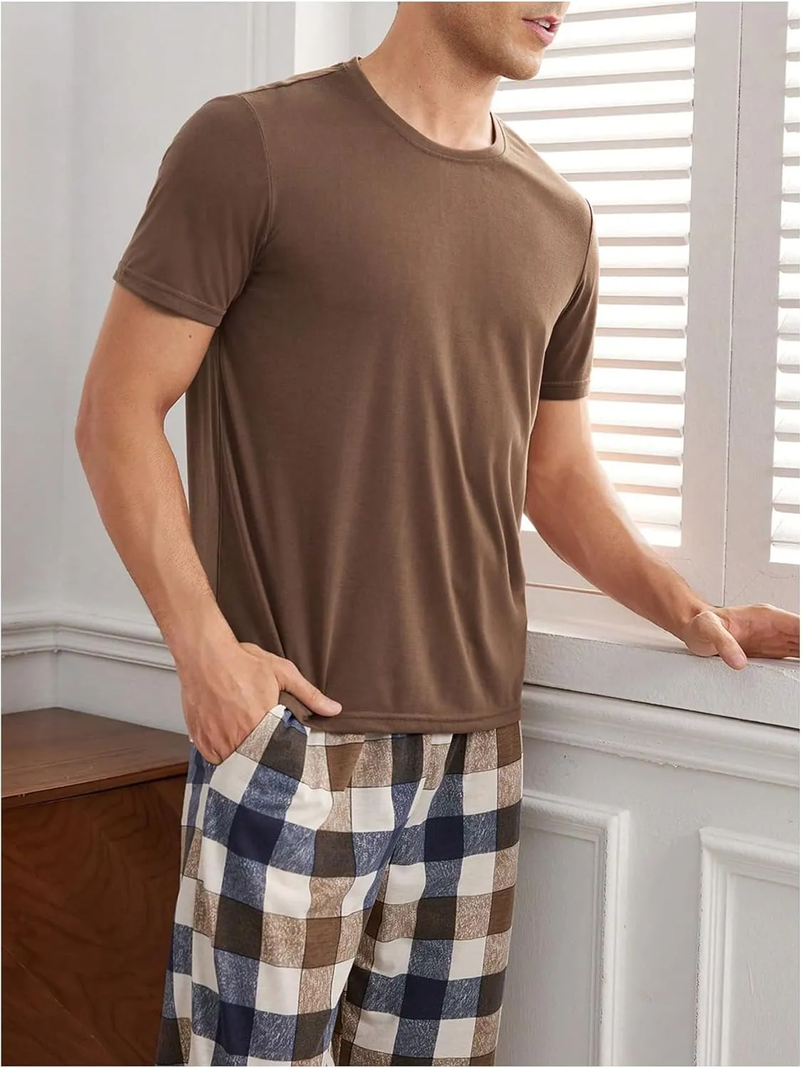 Men's 2 Piece Pajama Sets Solid Short Sleeve Shirt Top and Plaid Pants Pajamas Set Sleepwear Pj Sets