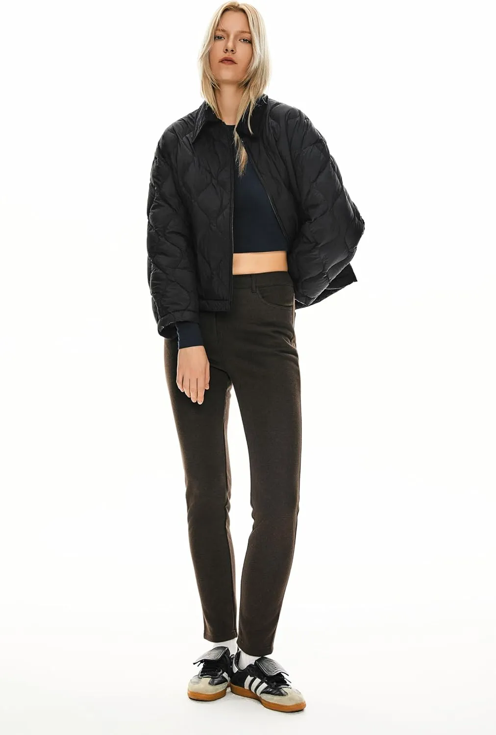 Orolay Women's Lightweight Quilted Jacket Puffer Cropped Down Coat Zip Up Warm with Pockets for Fall and Winter