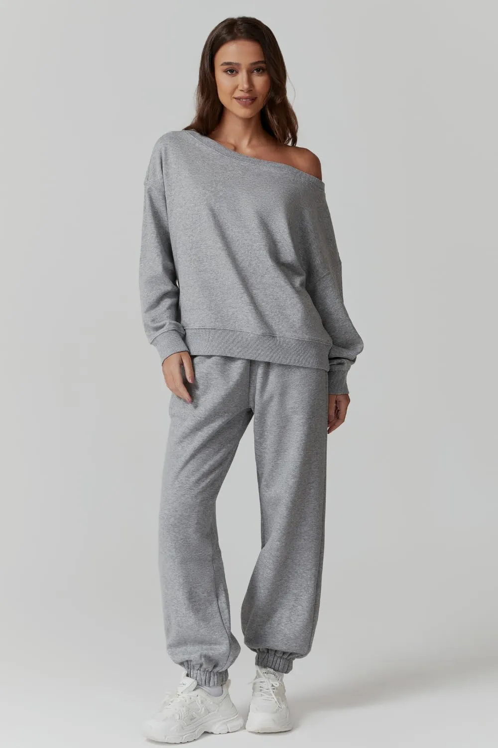 QINSEN Womens Oversized Sweatshirt Long Sleeve Off The Shoulder Pullover Casual Comfy Fall Outfits
