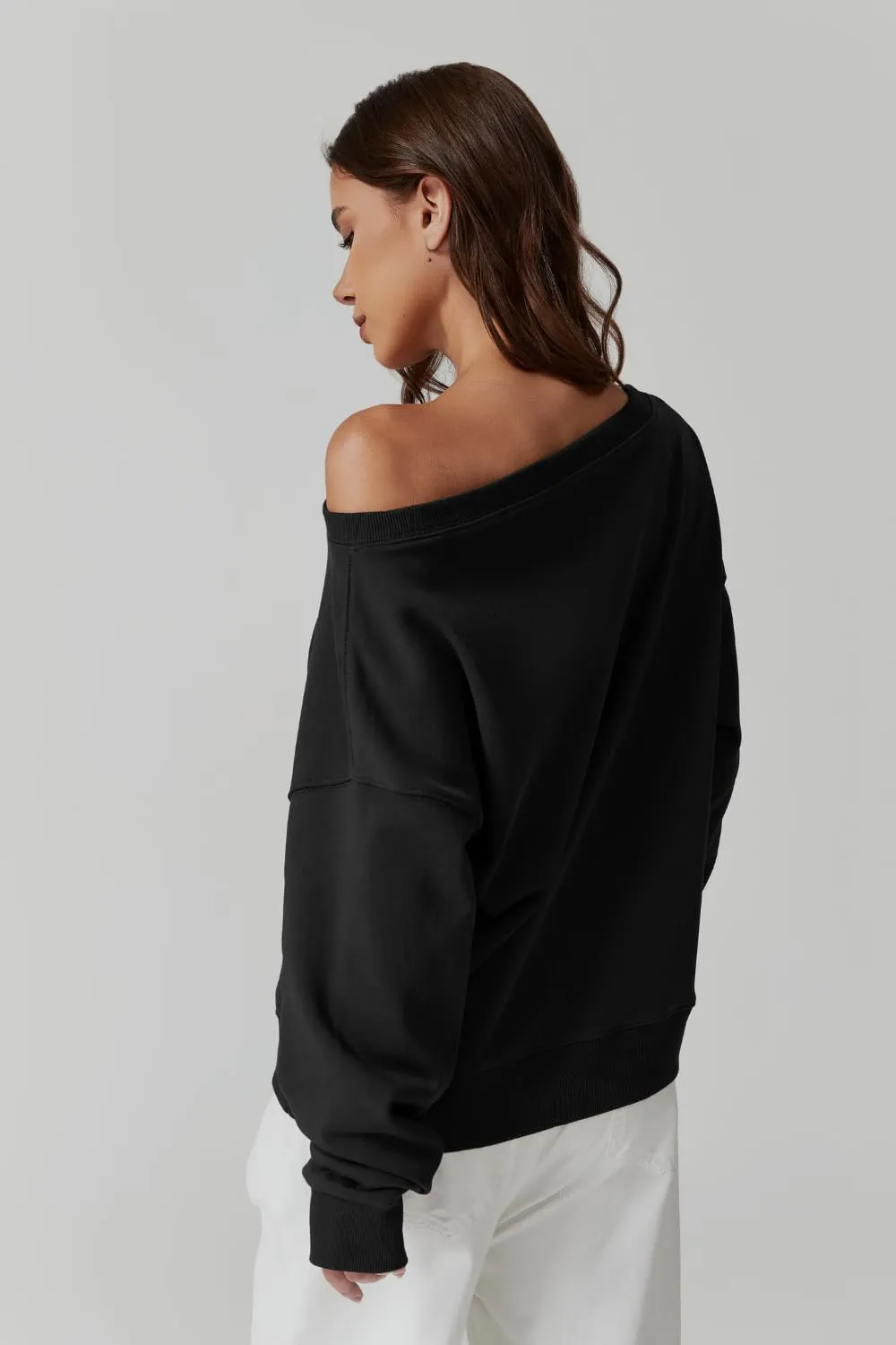 QINSEN Womens Oversized Sweatshirt Long Sleeve Off The Shoulder Pullover Casual Comfy Fall Outfits