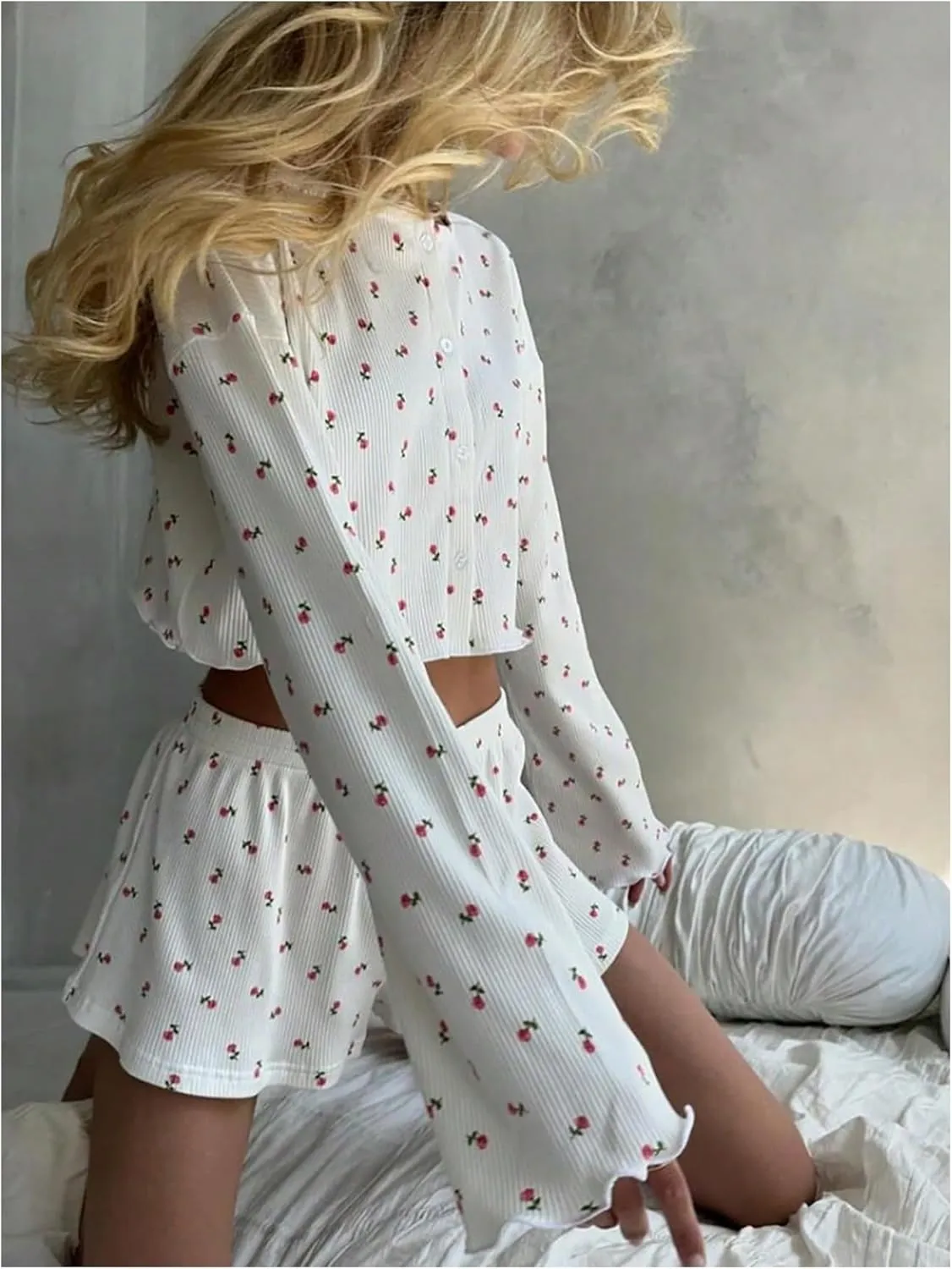 SHENHE Women's Floral Pajama Set Long Sleeve Button Up Crop Top and Shorts 2 Piece Loungewear