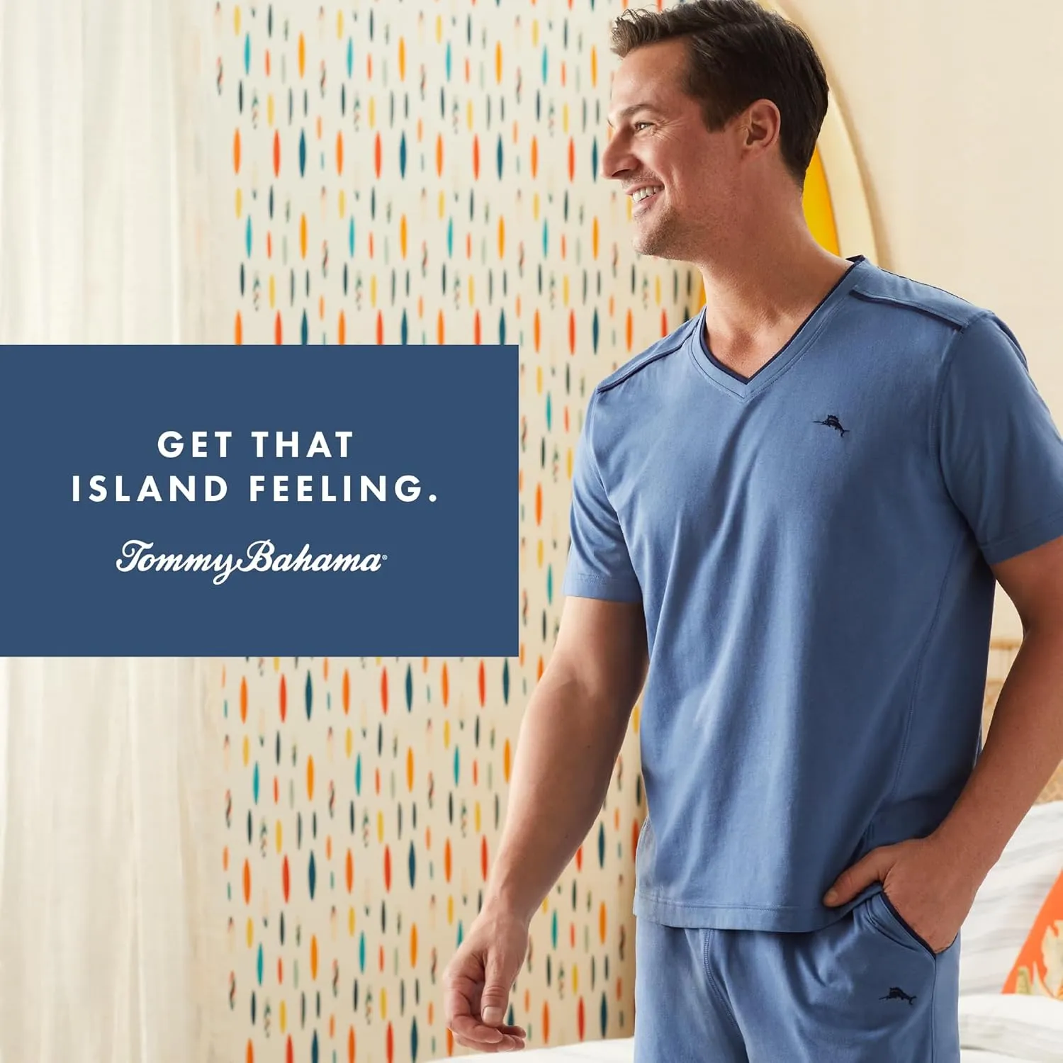 Tommy Bahama - Men's Essential T Shirt, Short Sleeve V Neck Cotton Blend Top for Sleep or Lounge