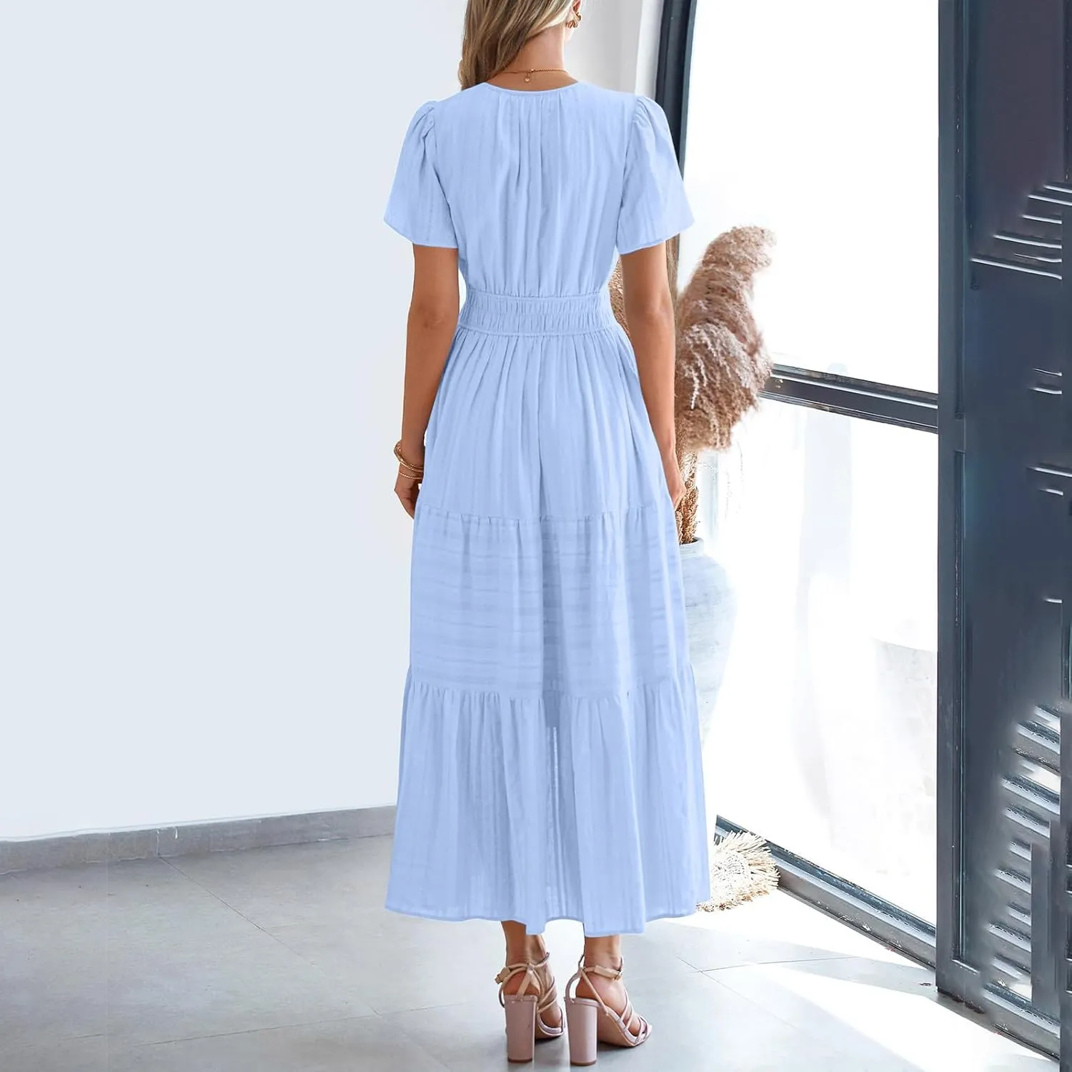 Womens Summer 2025 Casual Midi Dresses Lightweight Short Sleeve V Neck Elastic Waist Boho Beach Dress with Pockets